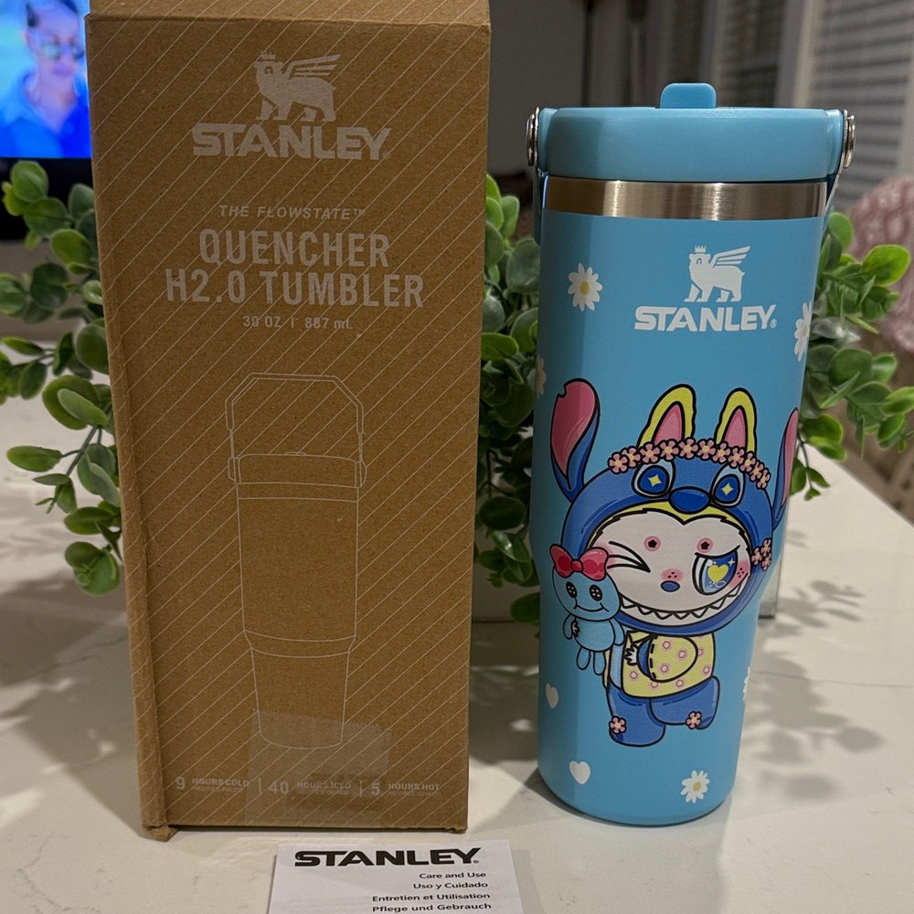 Stanley Blue Character Quencher Tumbler